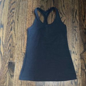 Black lulu tank